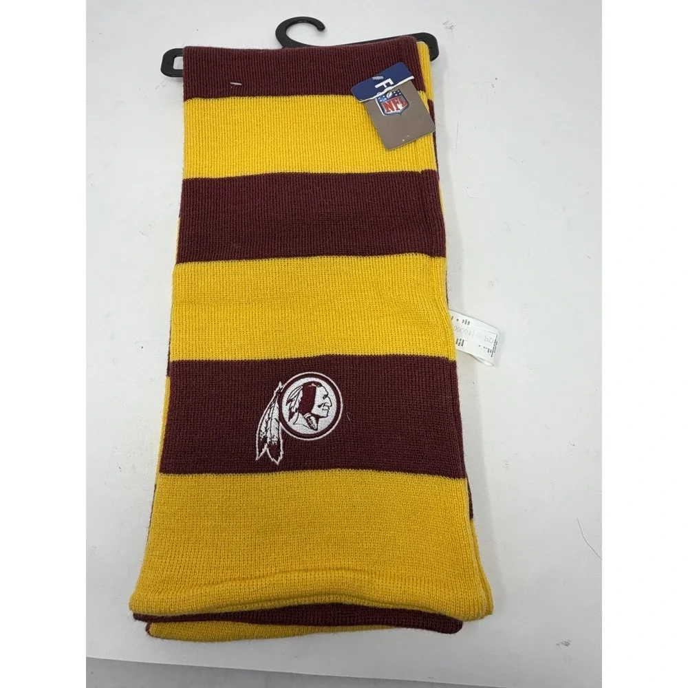 Washington Redskins NFL Knit Scarf Forever Collectibles NWT Burgundy Gold Stripe